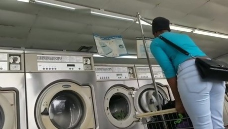 Laundromat Creep Shots 2 sluts with round asses and no bra