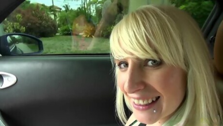 Amoral spinner Lexi crazy xxx scene