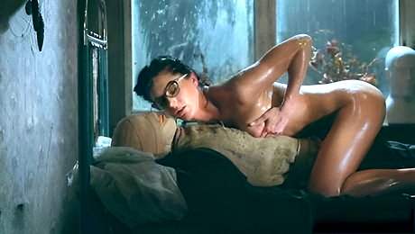 Amorous Victoria's puffy nipples smut